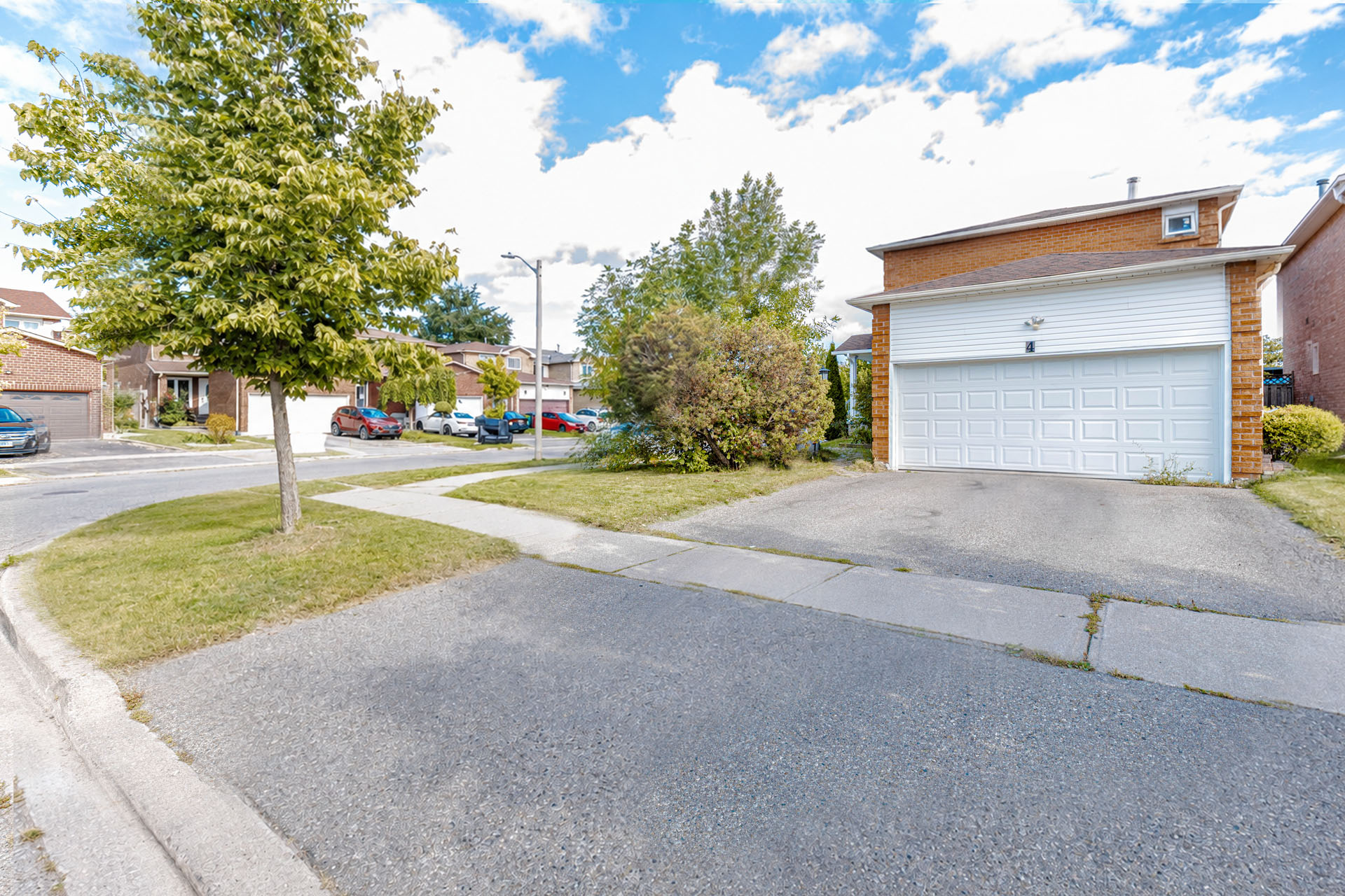 some caption here