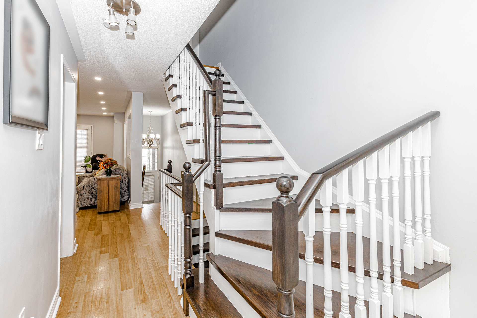 some caption here